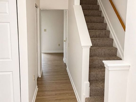 3rd image of 45264 Woodstown Way