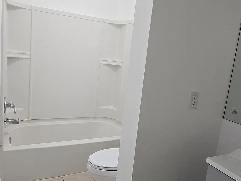 2414 Mimosa Dr #5 — Photo 11