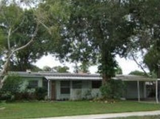 8255 Robin Rd, Seminole, FL 33777
