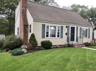 14 Oakwood Ave, Auburn, MA 01501
