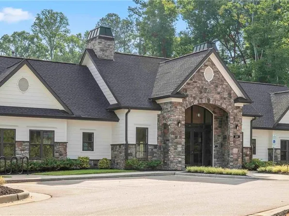 1584 Aberdeen Dr, Mebane, NC 27302