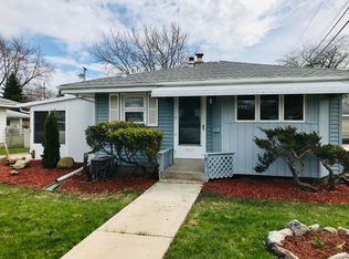 2833 Brentwood Dr, Racine, WI 53403