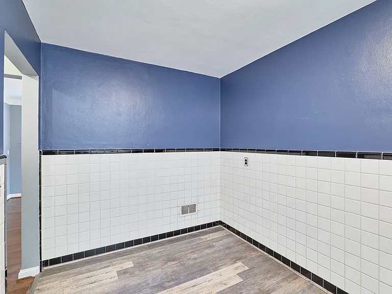 6238 Loran Ave — Photo 7