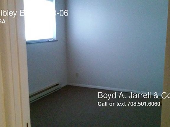 3rd image of 450 Sibley Blvd #04006