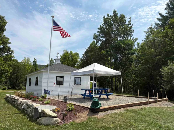 357 Parker Road, Carroll, NH 03595