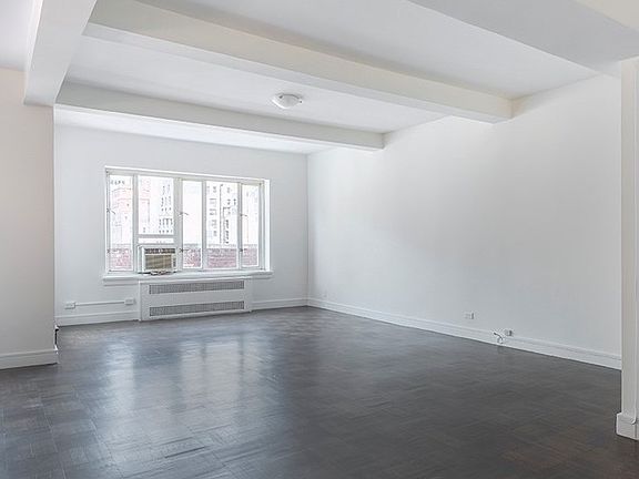 3rd image of 36 E 36th St APT 12I