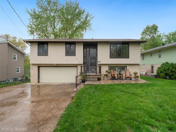 316 58th Pl, Des Moines, IA 50312