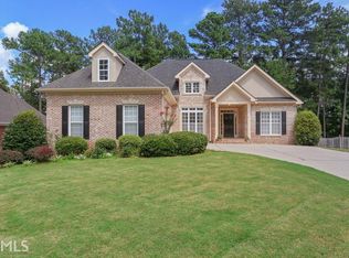 5810 Wembley Dr, Douglasville, GA 30135