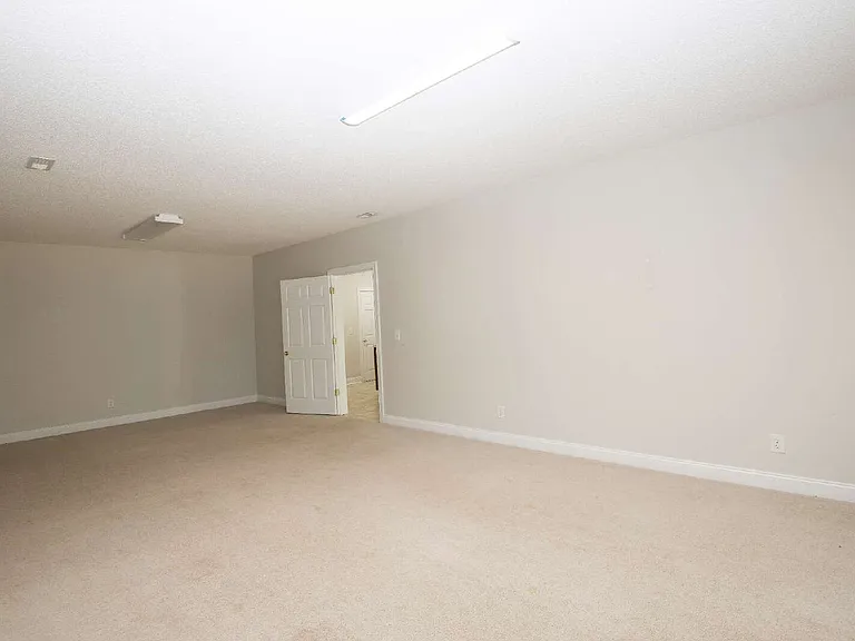108 Fawnwood Dr — Photo 48