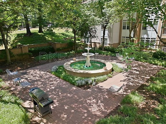 5th image of 220 Renaissance Pkwy NE APT 2111