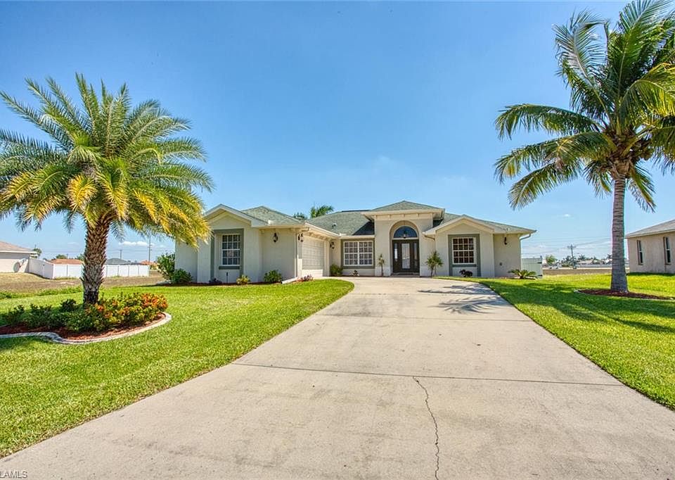 1st image of 4135 SW 21st Pl