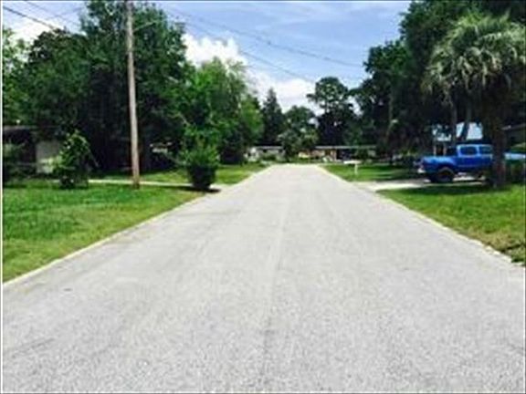 5th image of 7832 N Cezanne Dr