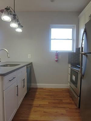 4th image of 455 Beach 36 St #1