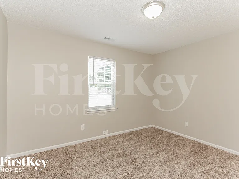 2816 Emerald Meadow Ln — Photo 12