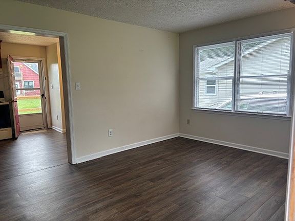 4th image of 214 2nd St