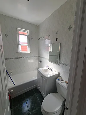 Rented by Bouklis Group | media 11