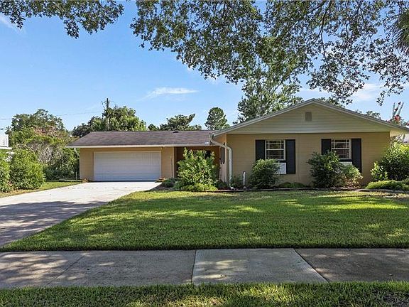 2nd image of 2493 Whitehall Cir