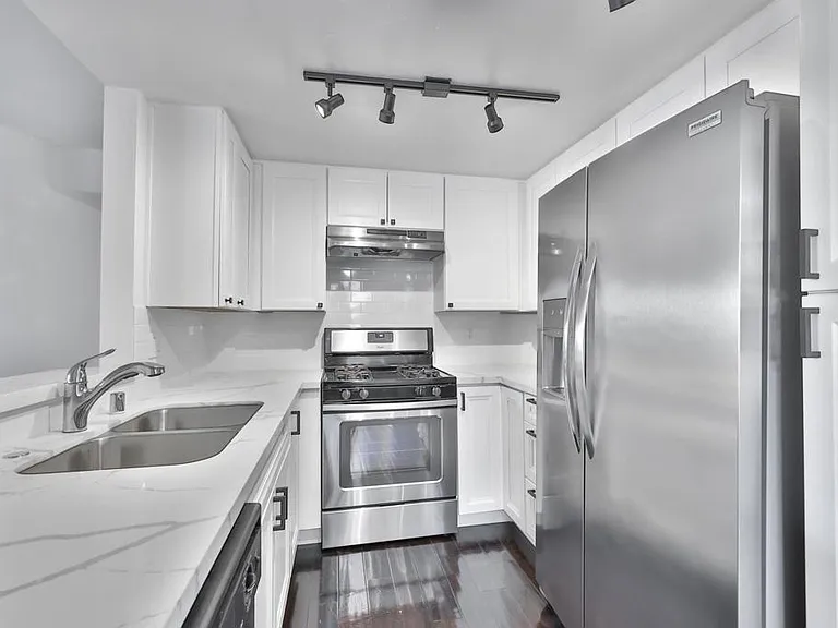 750 Brookstone Rd #101 — Photo 27