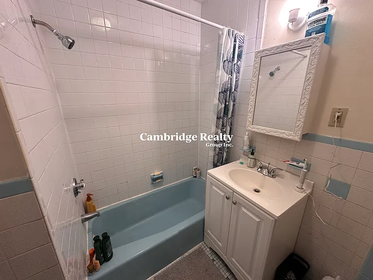 543 Broadway #1 — Photo 14