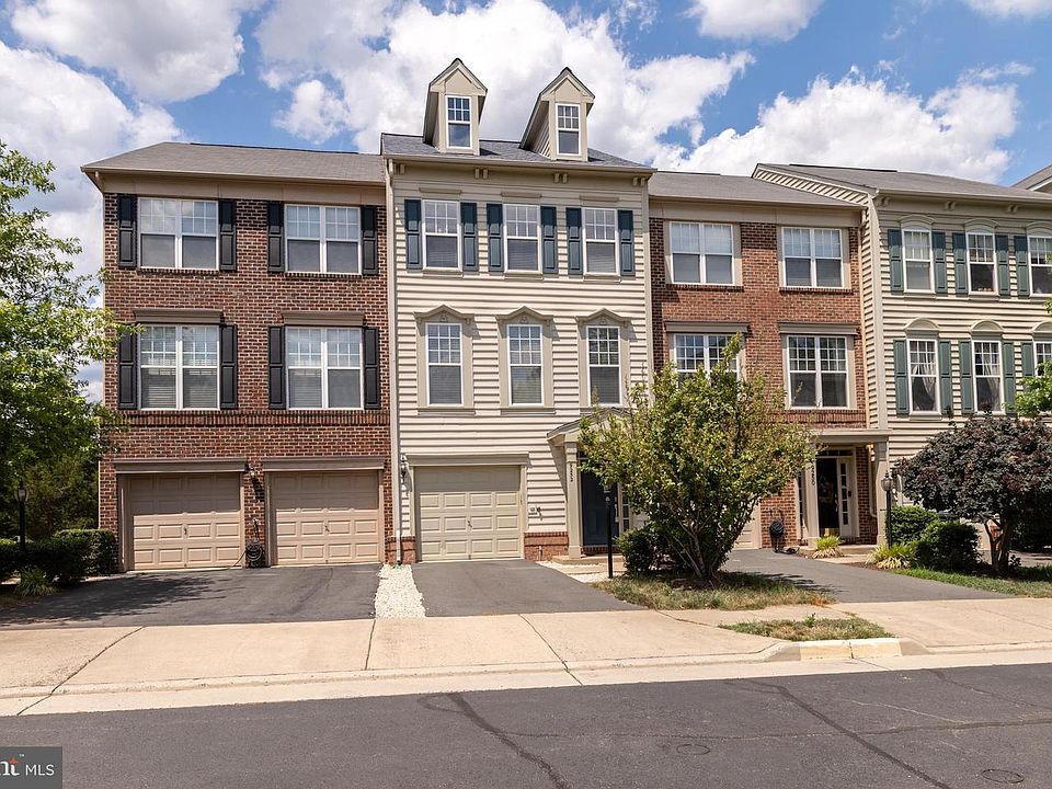 1st image of 9252 Cascade Falls Dr