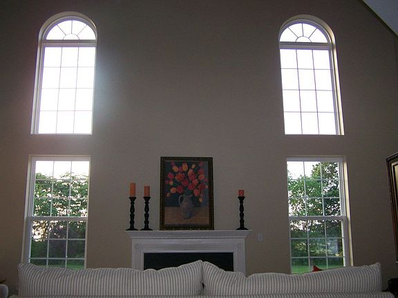 2-story family room