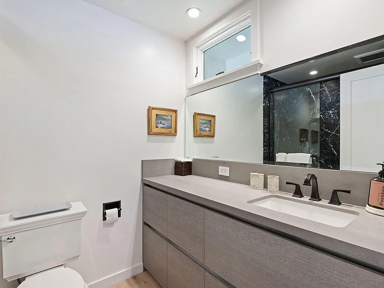 1337 Plaza Pacifica — Photo 24
