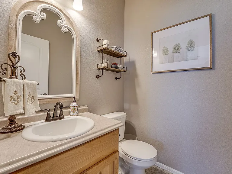 1302 Chamois Dr — Photo 16