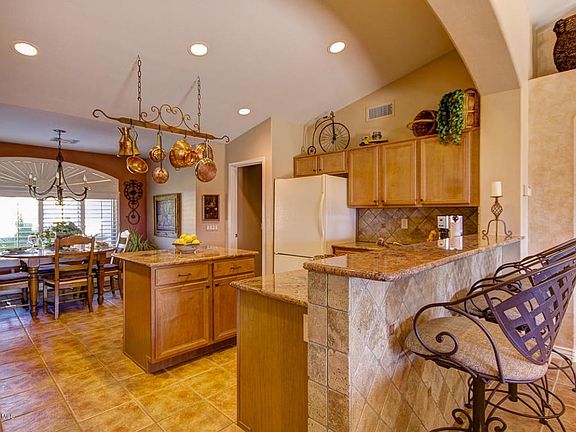 4th image of 62109 E Sand Crest Dr