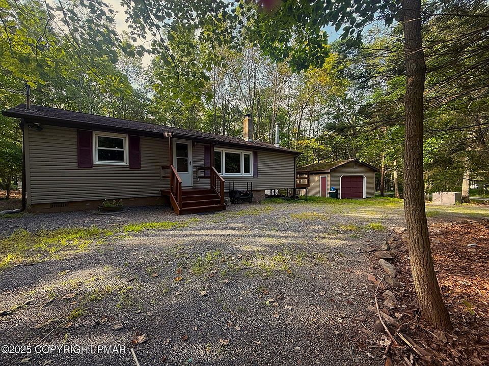 1st image of 32 Basswood Ct