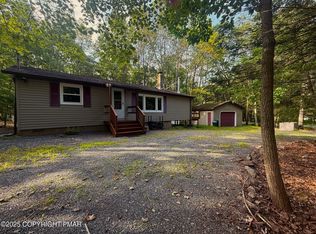 32 Basswood Ct, Albrightsville, PA 18210