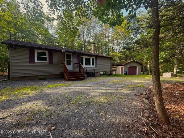 32 Basswood Ct, Albrightsville, PA 18210