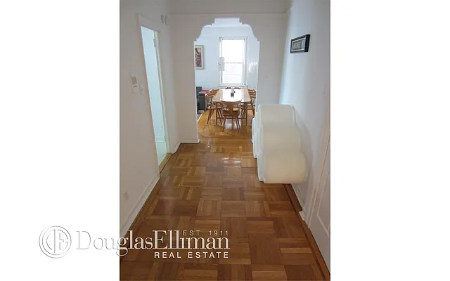 Rented by Douglas Elliman | media 29