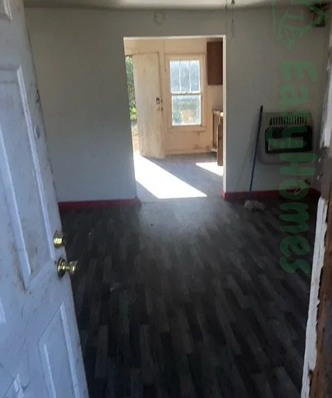 824 S Main St — Photo 5