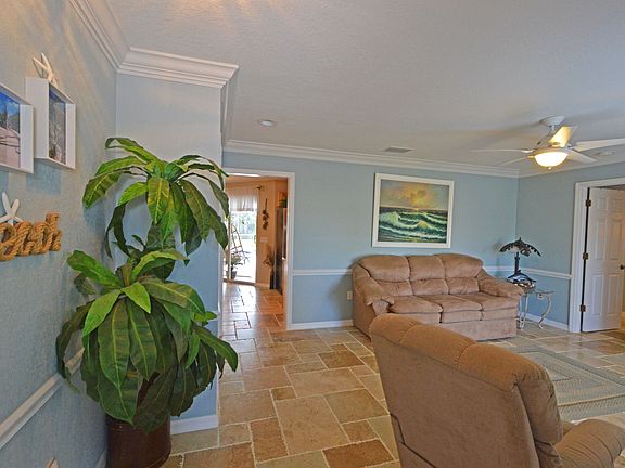 4th image of 25197 Cadiz Dr