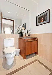 Rented by R New York