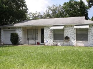 2107 W Barclay Rd, Tampa, FL 33612