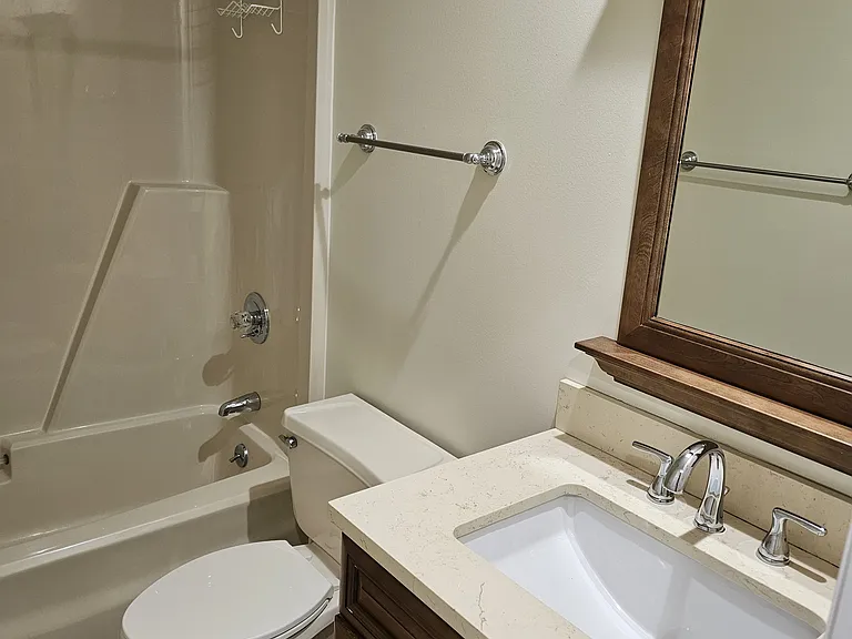 120 Saint Andrews Pl — Photo 12