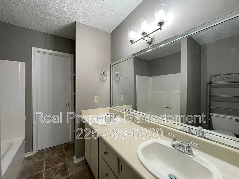 1704 Brightside Dr #C — Photo 10