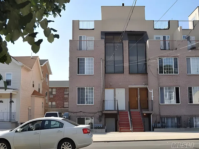 193-07 Linden Blvd #1 — Photo 1