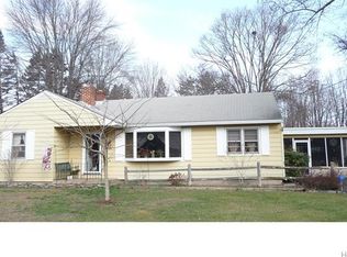 20 Berry Ln, Circleville, NY 10919