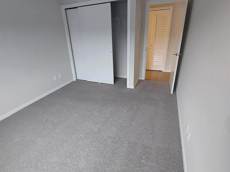 657 Redington Ave — Photo 32