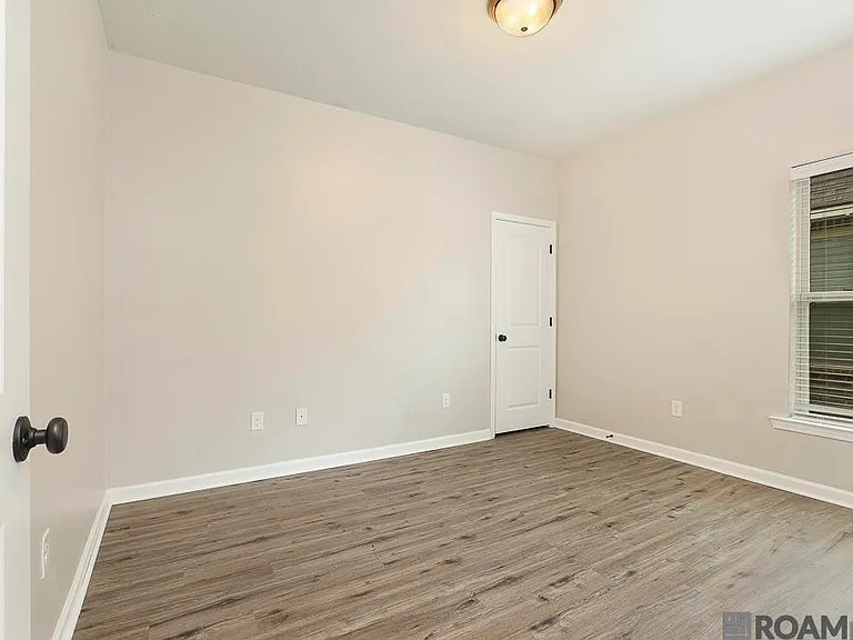 18317 Sunset Park Dr — Photo 21