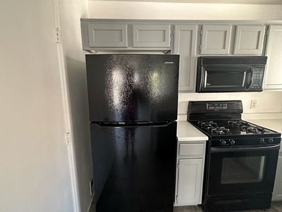 4th image of 4555 E Sahara Ave Unit 240