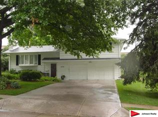 2409 S 113th St, Omaha, NE 68144