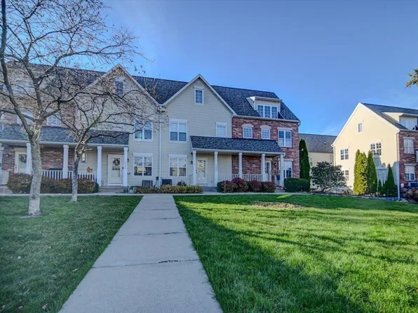 2043 McKenna Blvd, Madison, WI 53711