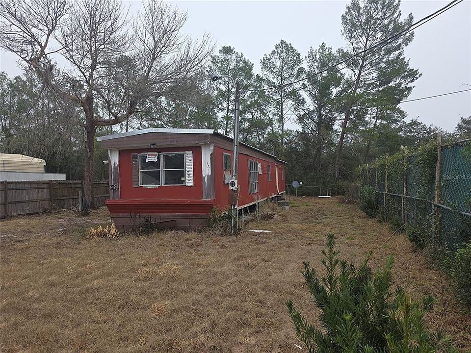 1st image of 45528 Palm St