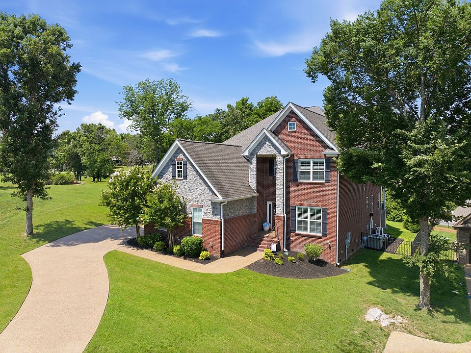 1st image of 127 Waters Hill Cir