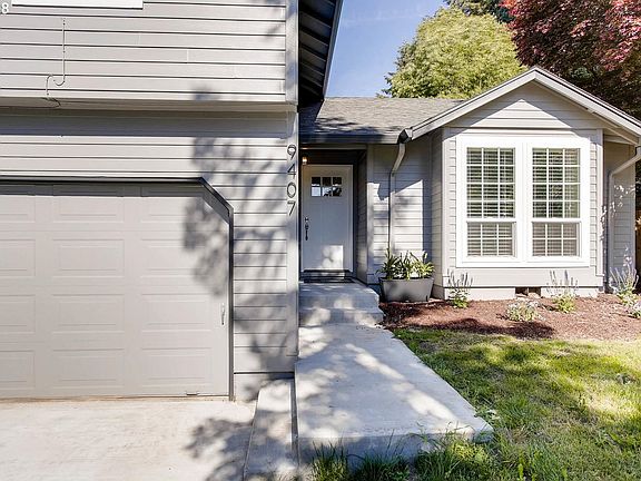 3rd image of 9407 NE 32nd Ave