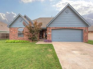 614 E Reno Pl N, Broken Arrow, OK 74012