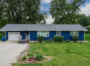 506 E Fifer St, Colfax, IL 61728